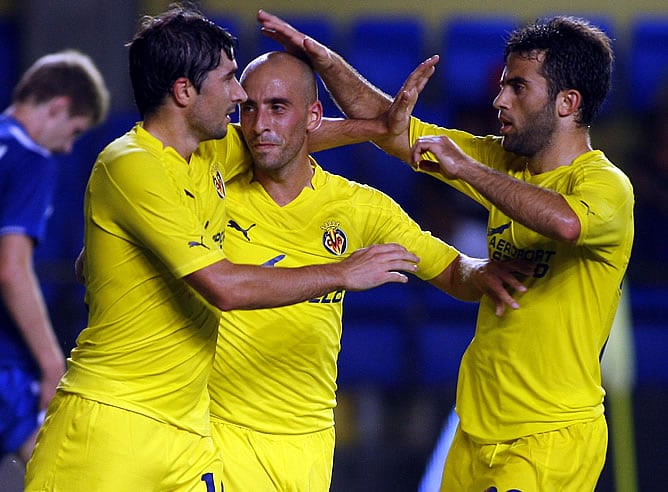 Los jugadores del Villarreal celebran el resultado