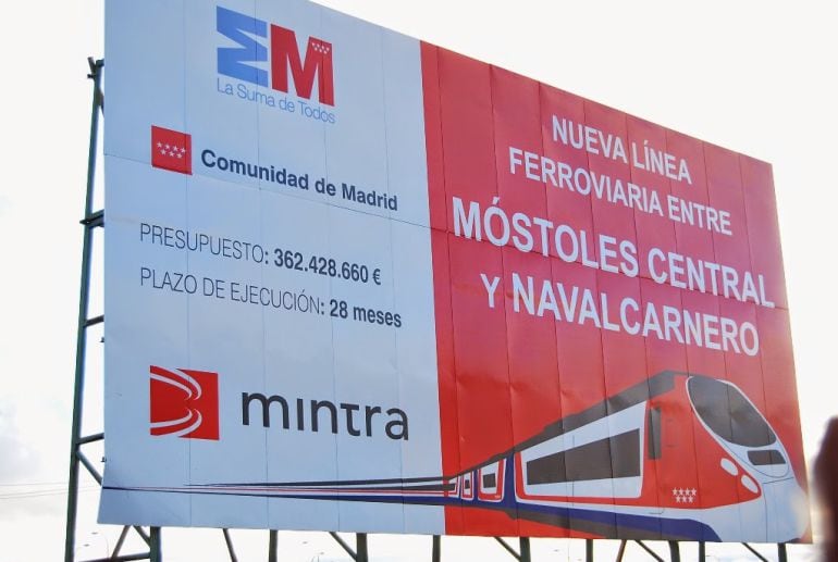 Cartel de las Obras del Tren Móstoles-Navalcarnero