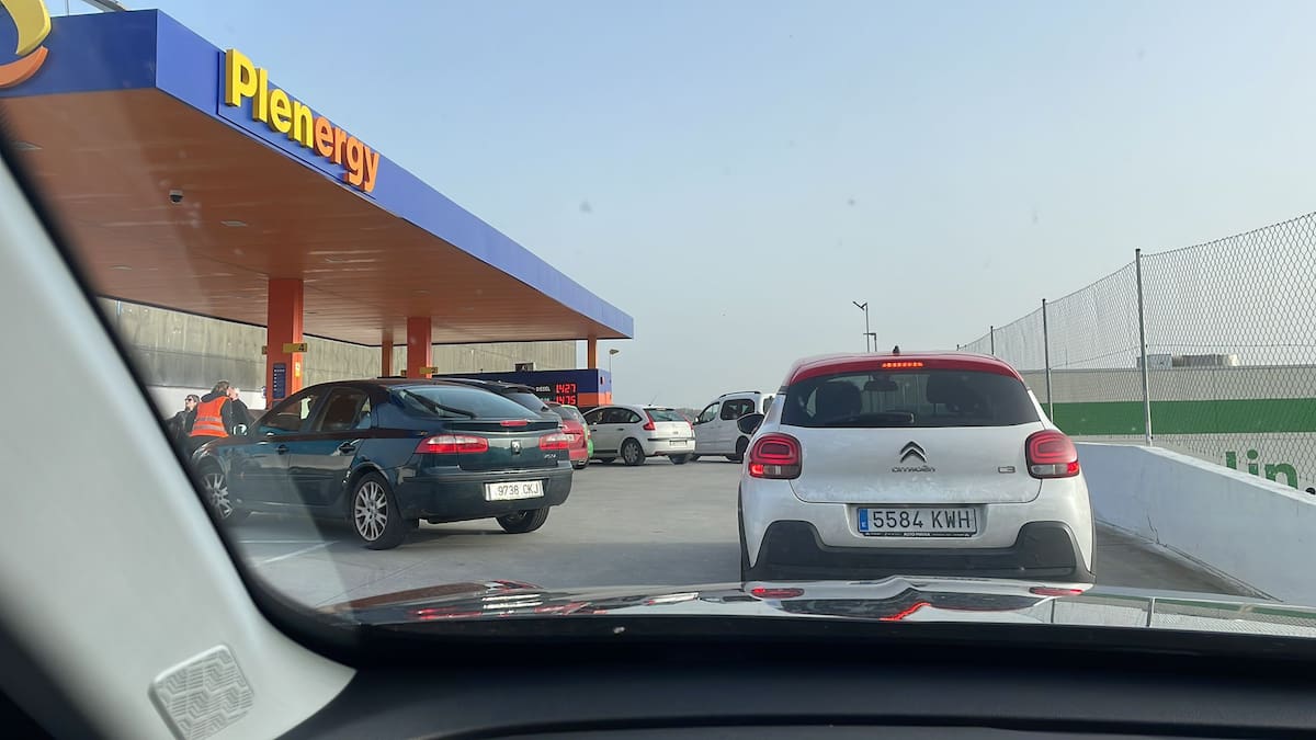 La guerra en Oriente Próximo dispara los carburantes: suben más de un 10% en cinco días