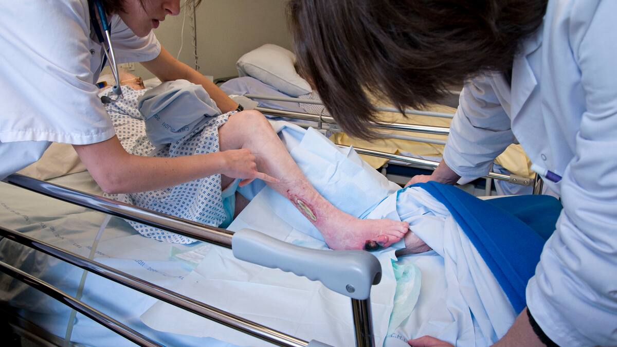 Entrevistamos a Juanjo Andrés Lencina, dermatólogo y director médico de laboratorios Ozoaqua