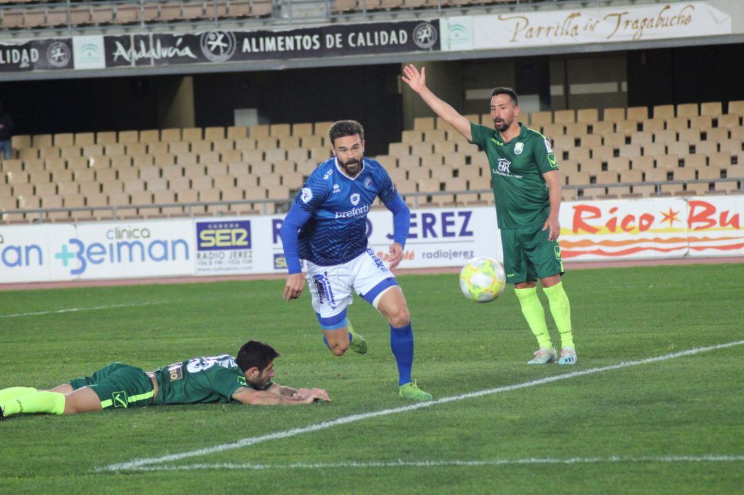 Imagen del partido que el Xerez DFC jugó ante el Rota