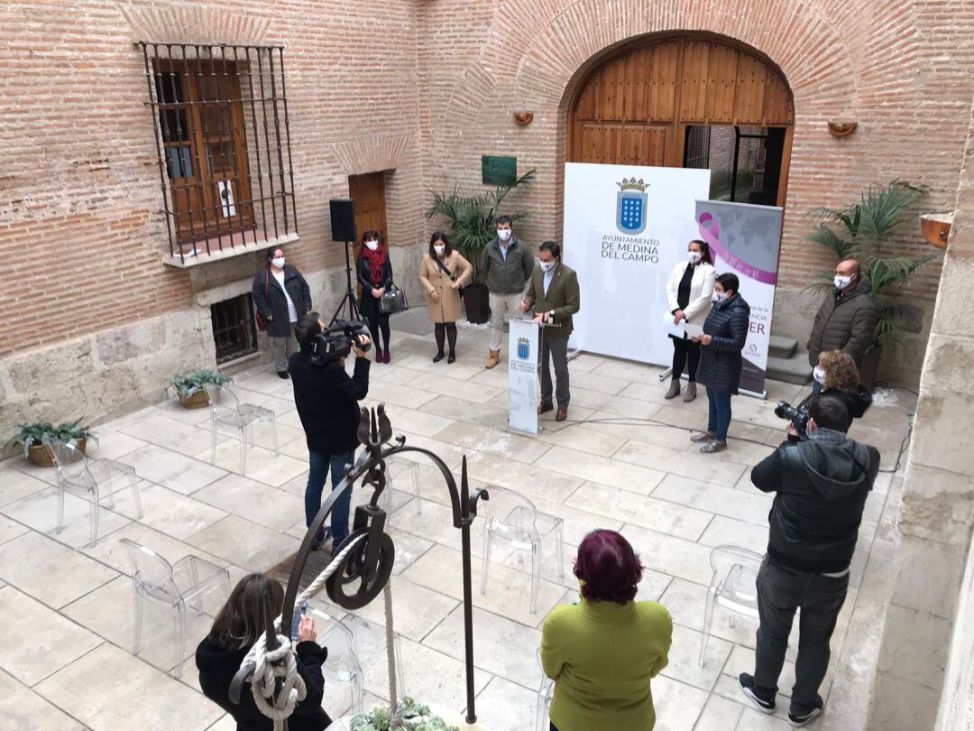 El ayuntamiento ha acogido el acto del Día contra la Violencia de Género