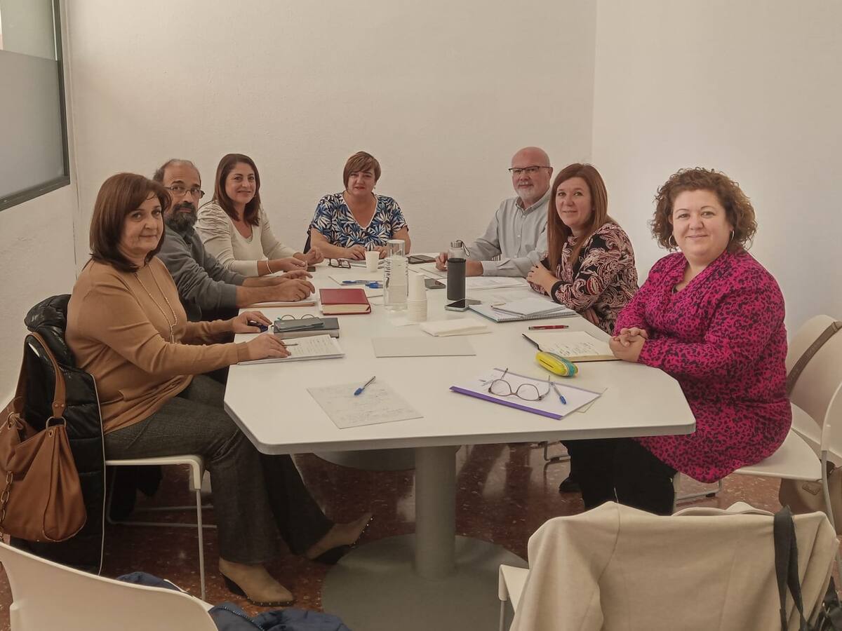 Oliva busca soluciones a la falta de vivienda social pública en la ciudad