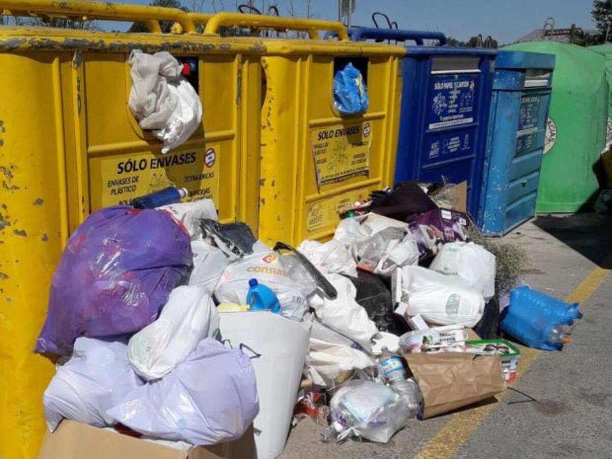 STAS-CLM pide la dimisión de Agustín Moreno y María José Vázquez por la situación de la recogida de envases