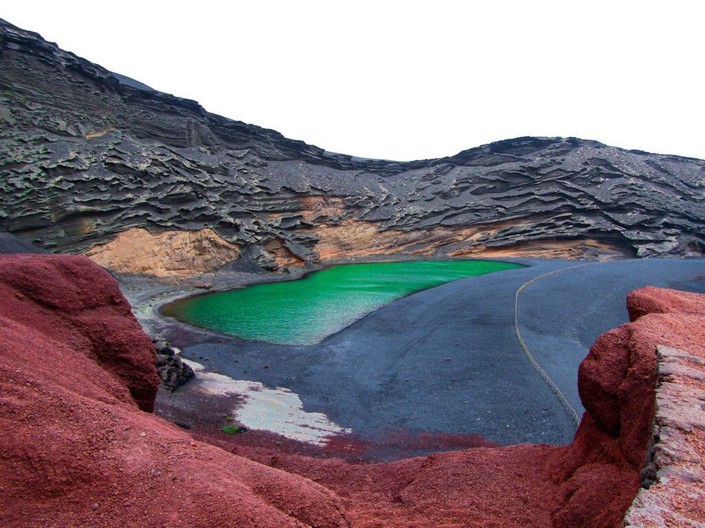 Charco de los Ciclos (Lago Verde) en Lanzarote.