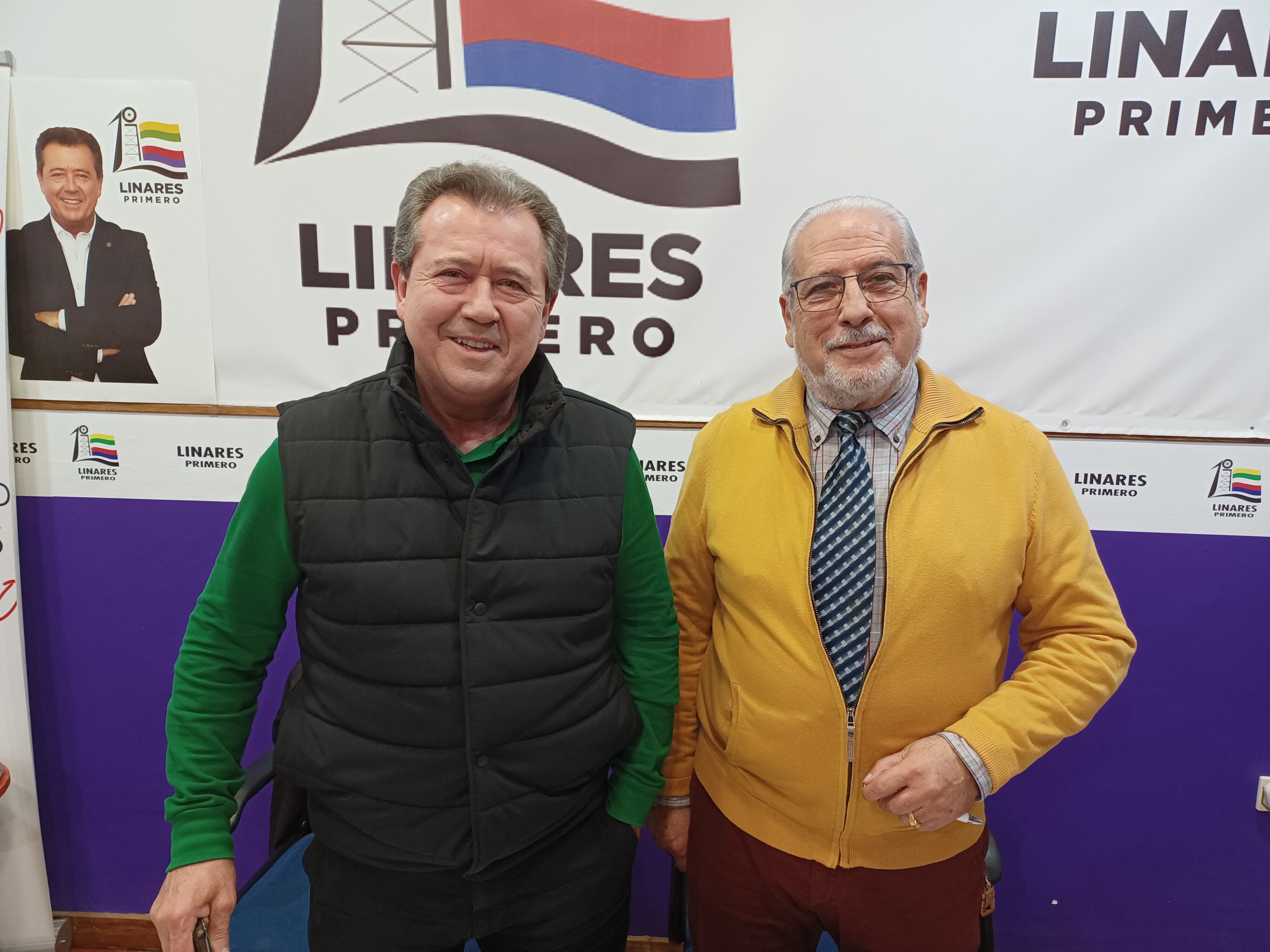 Juan Fernández y Juan Sánchez, en la sede de Linares Primero.