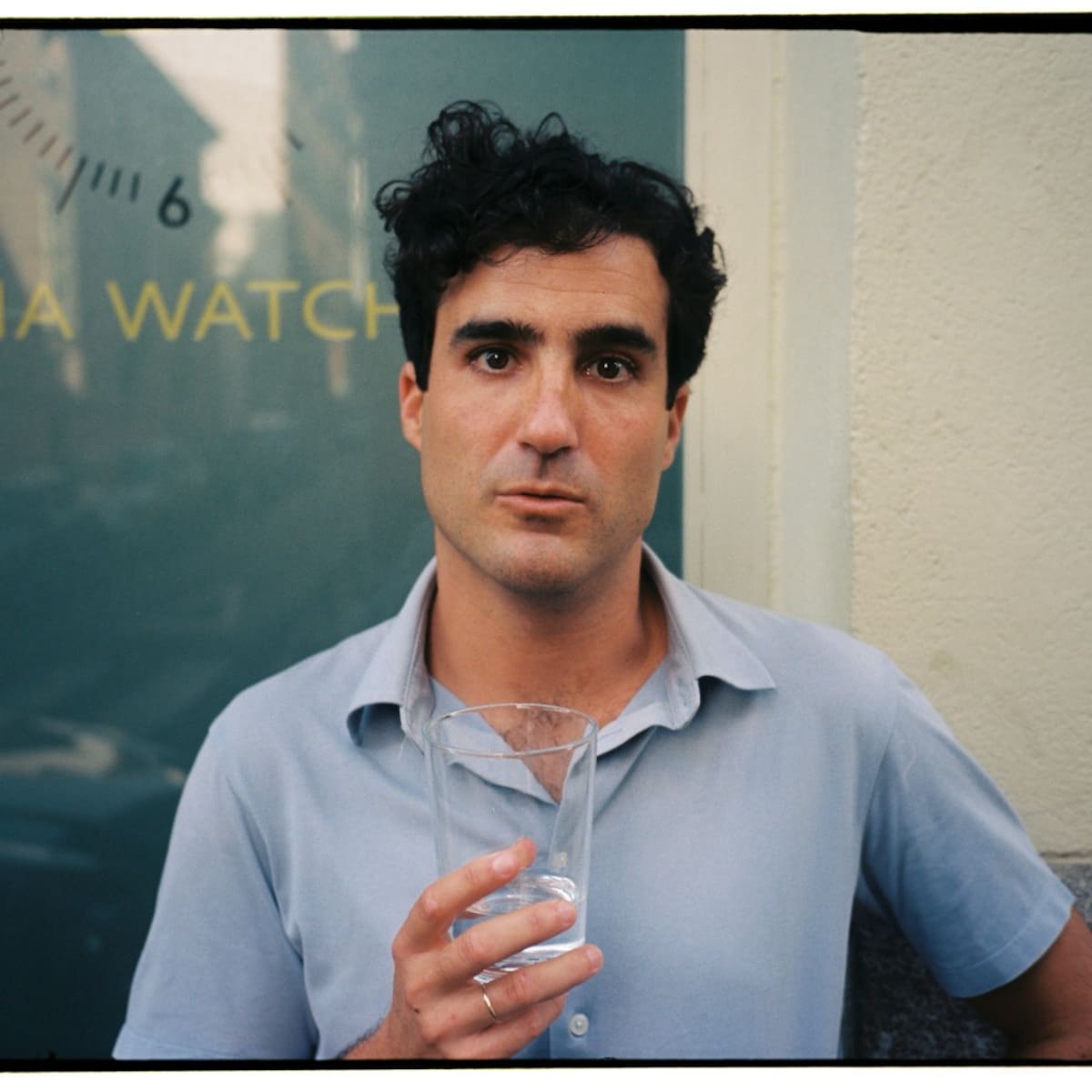 Carlos Mora habla de errores, de dramas y de delirios en su exposición de Baeza