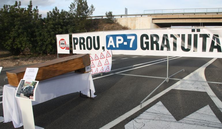 Accions reivindicatives fetes duurant el tall d'aquest dijous. 