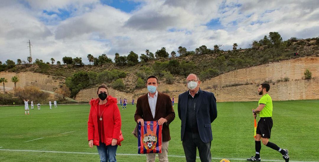 El director general de Deportes, Herick Campos visitaba esta semana la concentración del CSKA de Moscú, hospedado en Orihuela