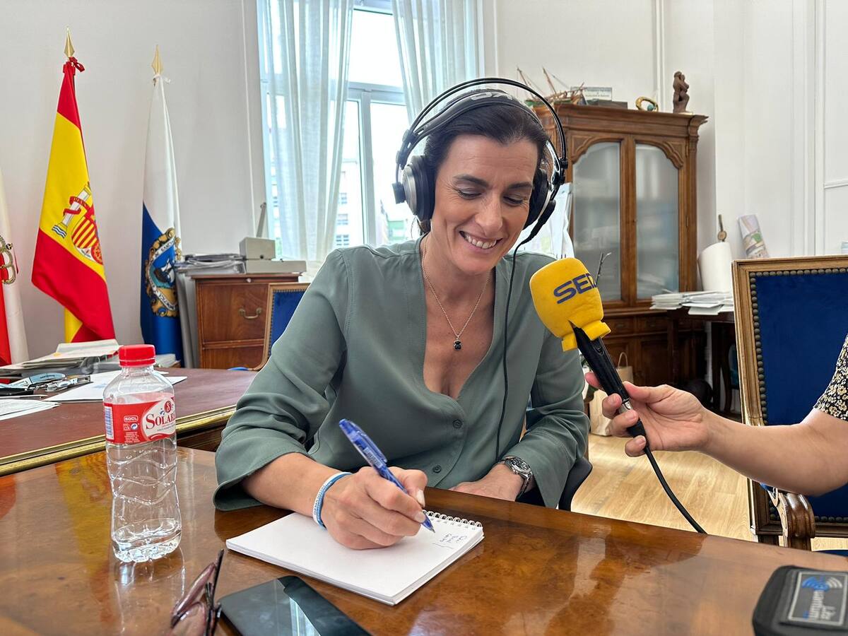 Gema Igual, alcaldesa de Santander, en el primer día de la nueva legislatura