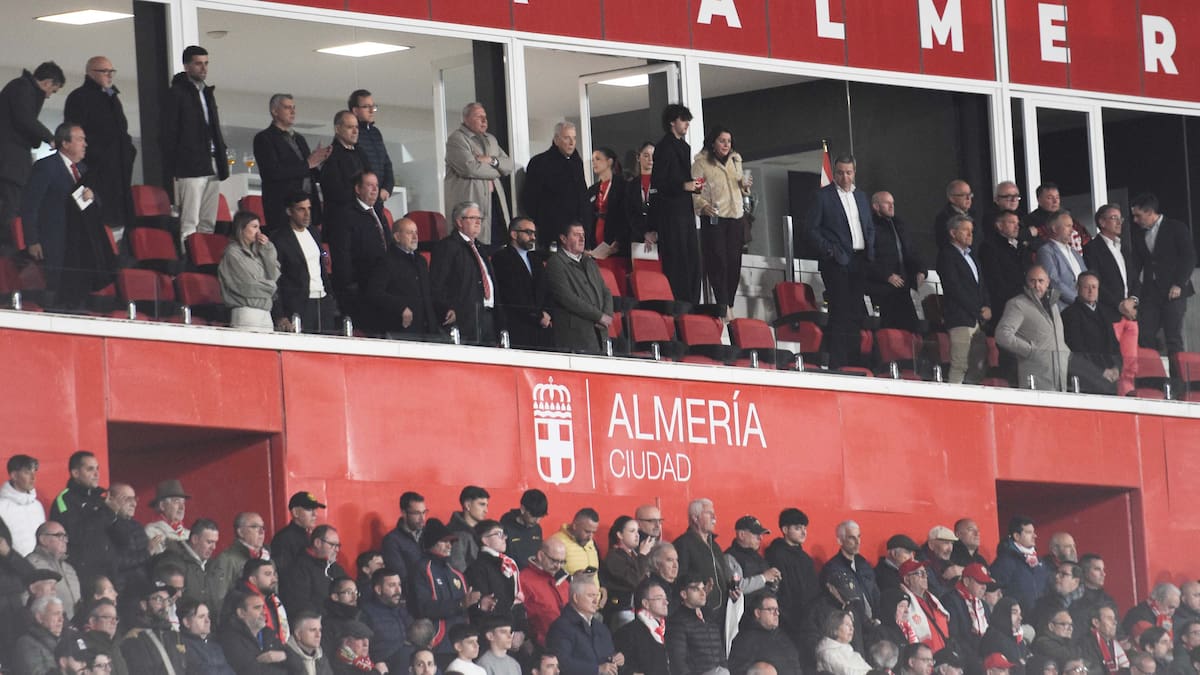 El Almería subirá a Primera ganando a Las Palmas a falta de dos jornadas