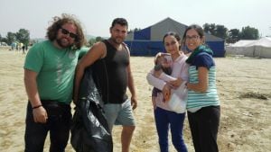 Voluntarios con los refugiados