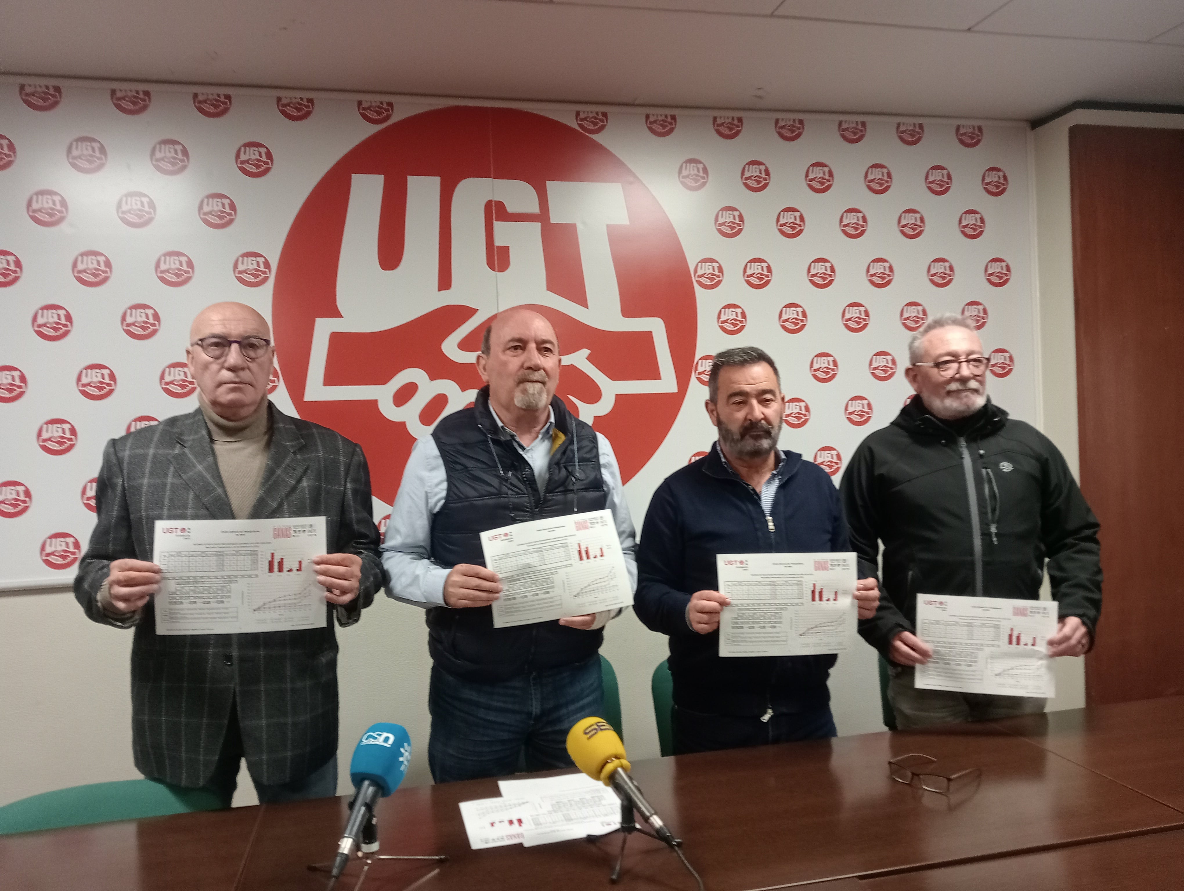 De Izquierda a Derecha, Javier Lacarra, Manuel Salazar, Antonio García y Tony Gil