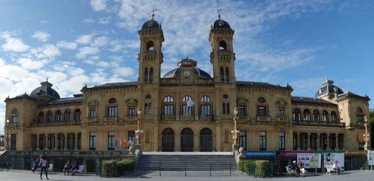 Fachada del Ayuntamiento de San Sebastián.