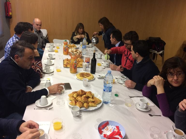 Desayuno con la prensa celebrado hoy en la sede del Partido Socialista