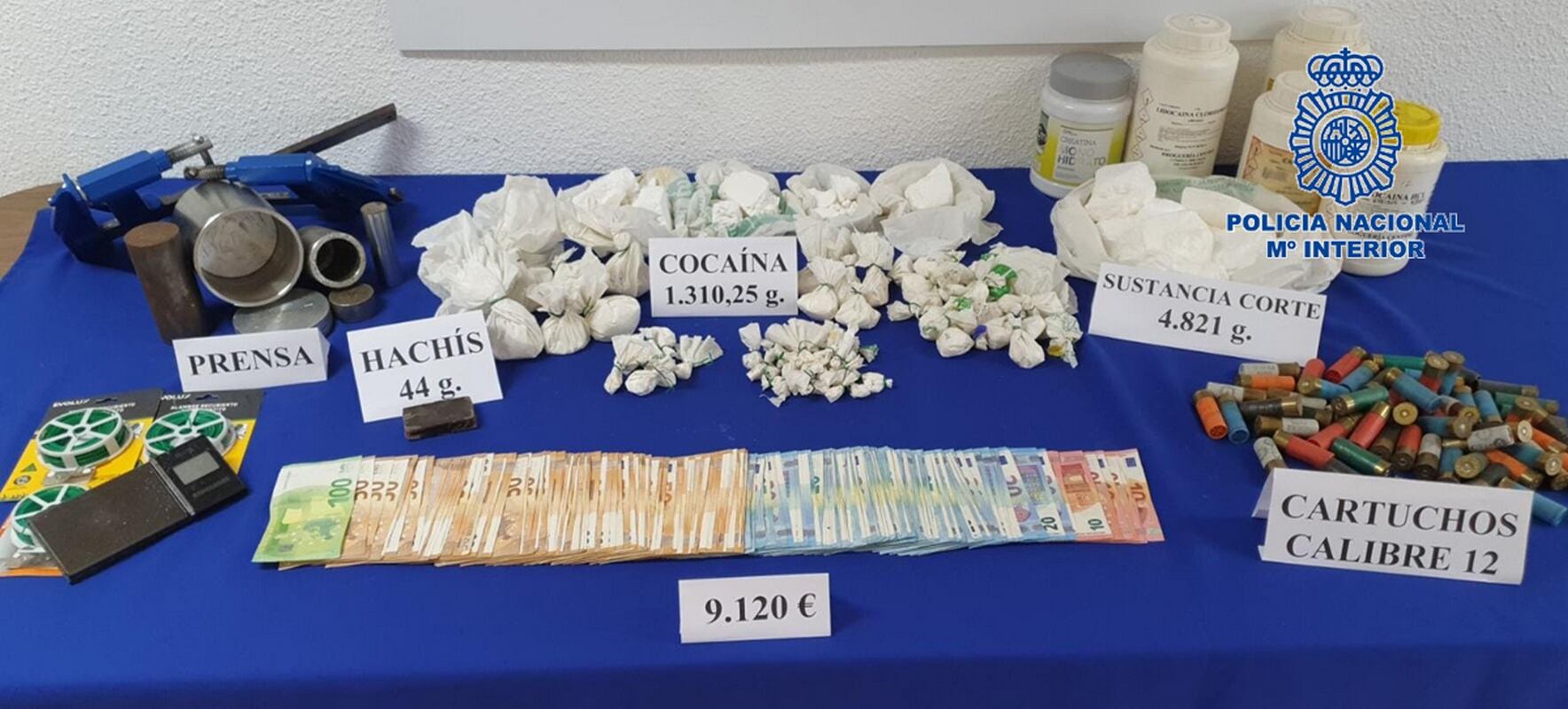 Droga y dinero incautado en Gandia