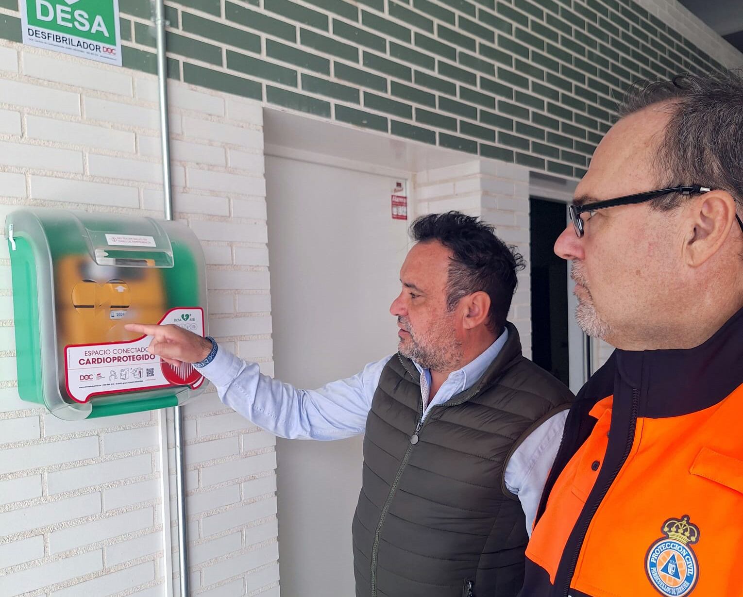 Nuevo desfibrilador en Paracuellos de Jarama