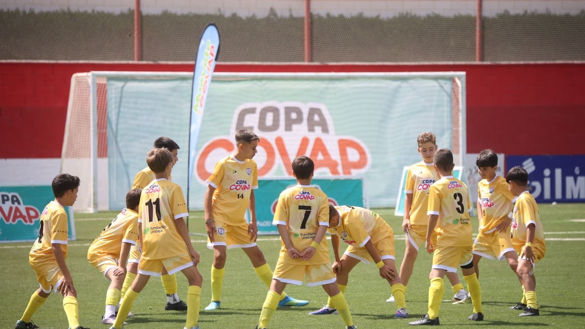 La Copa COVAP y Psicólogos del Deporte alertan sobre el uso excesivo de pantallas y el riesgo de padecer problemas de sueño y estrés en menores