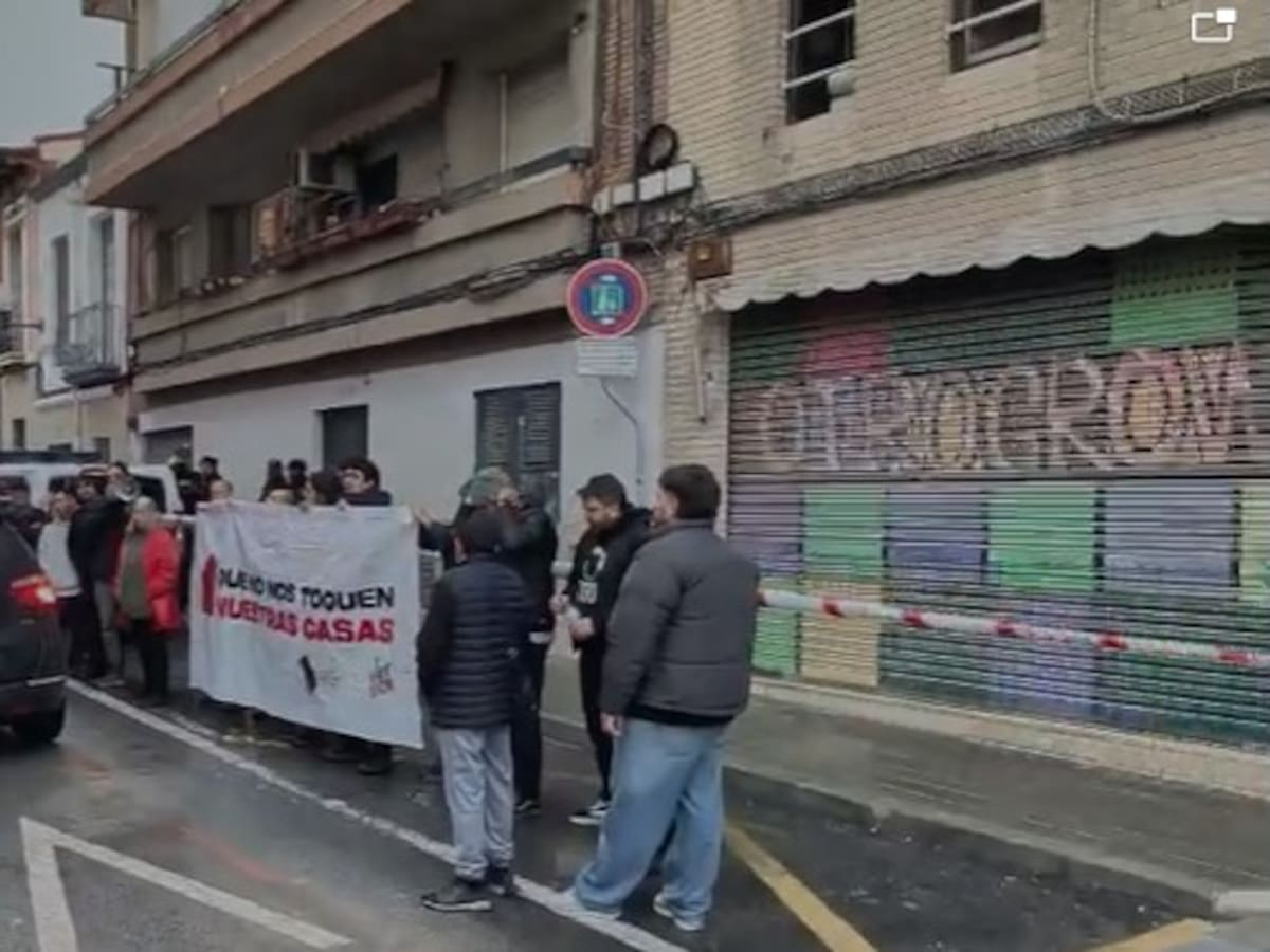 Desahucian a unos padres y su hijo de 3 años con autismo de su piso en el barrio Carolinas Bajas de Alicante