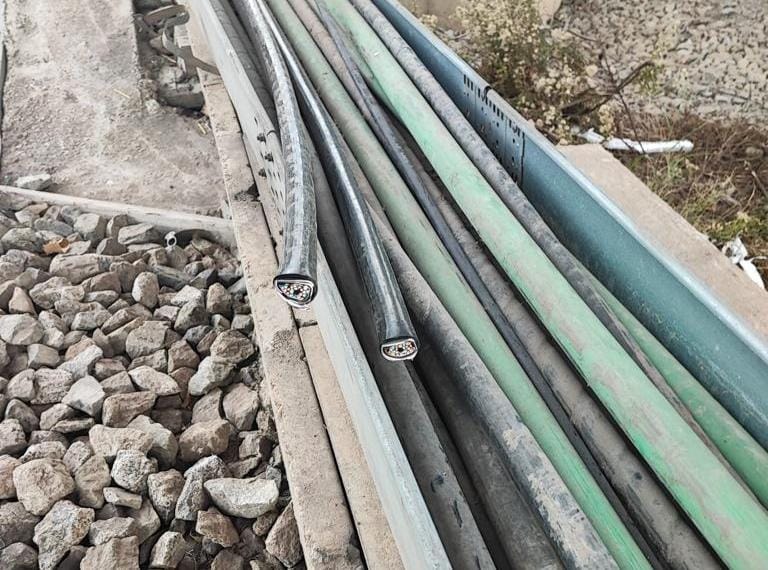 Imatge d&#039;un robatori de cable a les vies d&#039;Adif a Catalunya