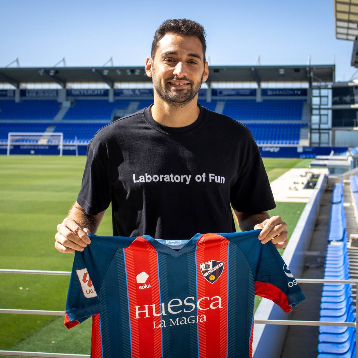 Iván Martos ya es jugador de la SD Huesca
