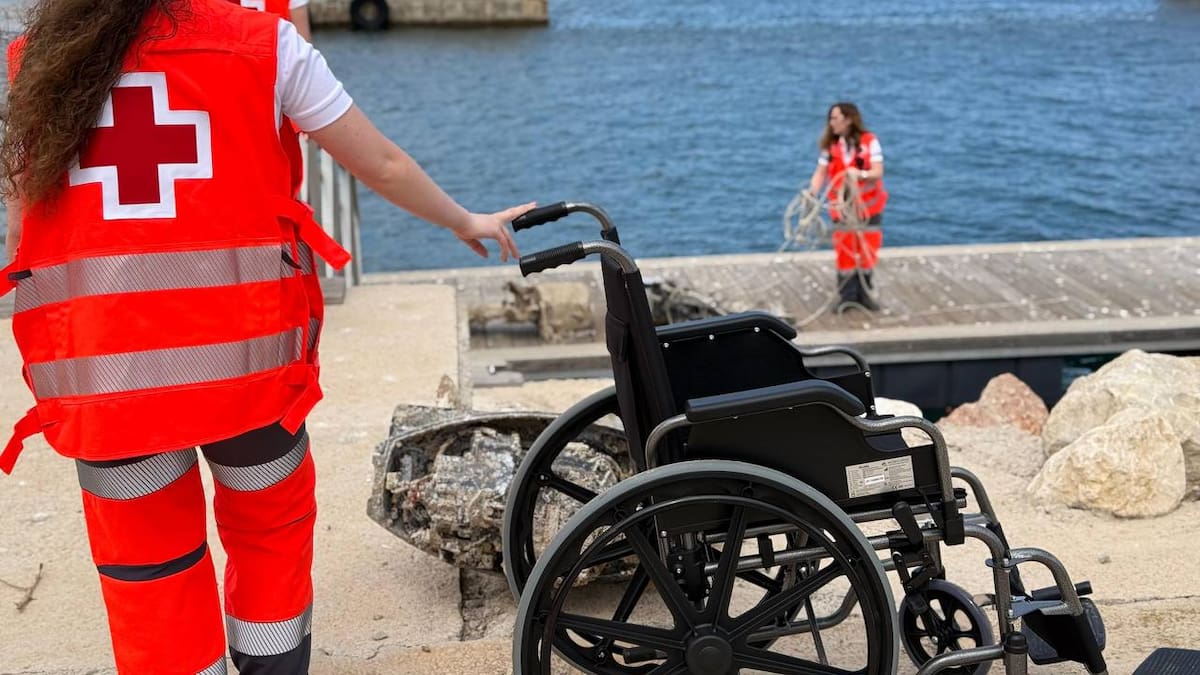 Condenado el patrón de una patera que quedó a la deriva a 40 millas de Alicante