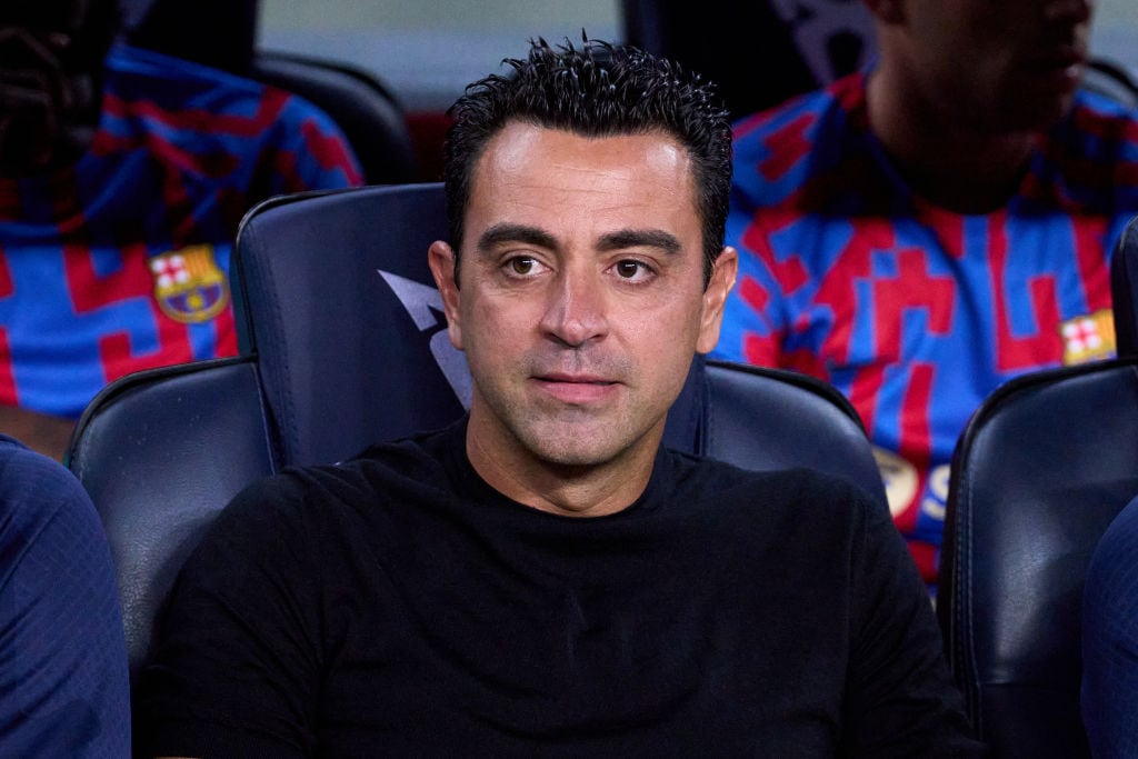 Xavi, en el banquillo del FC Barcelona.