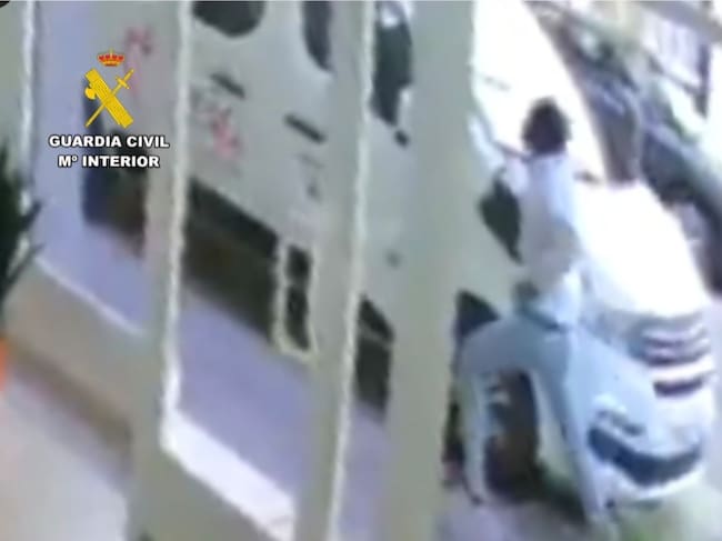 Detenido en Fraga por dos robos de tirón con violencia y hurto en salón de juego
