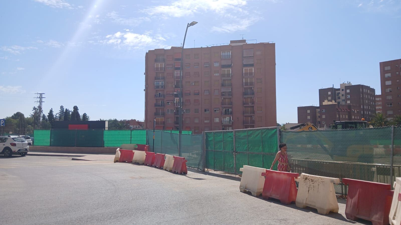 Corte en la Alameda de Cervantes con motivo de las obras del soterramiento