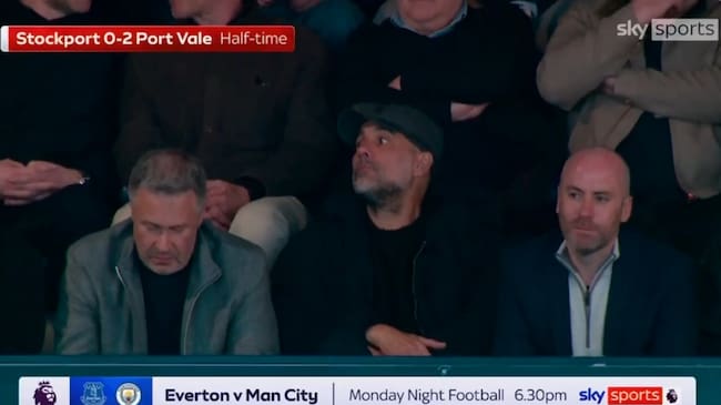 Pep Guardiola, en la grada del Stockport-Port Vale