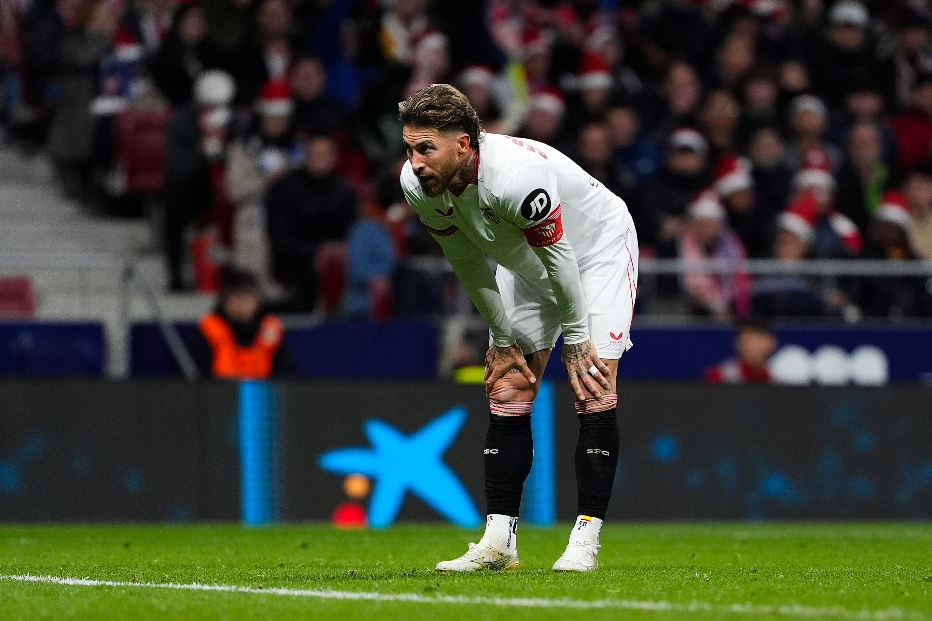 Sergio Ramos, durante el partido de Liga entre Atlético de Madrid y Sevilla disputado en el Metropolitano. (Photo by Diego Souto/Getty Images)