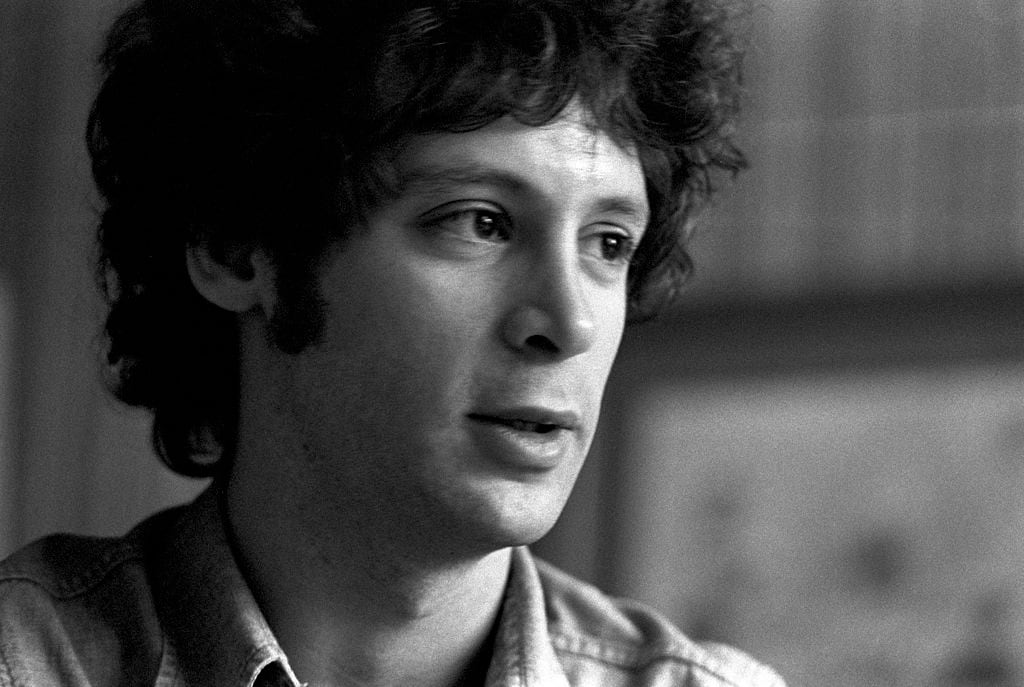 Eric Carmen, durante una entrevista en su juventud.