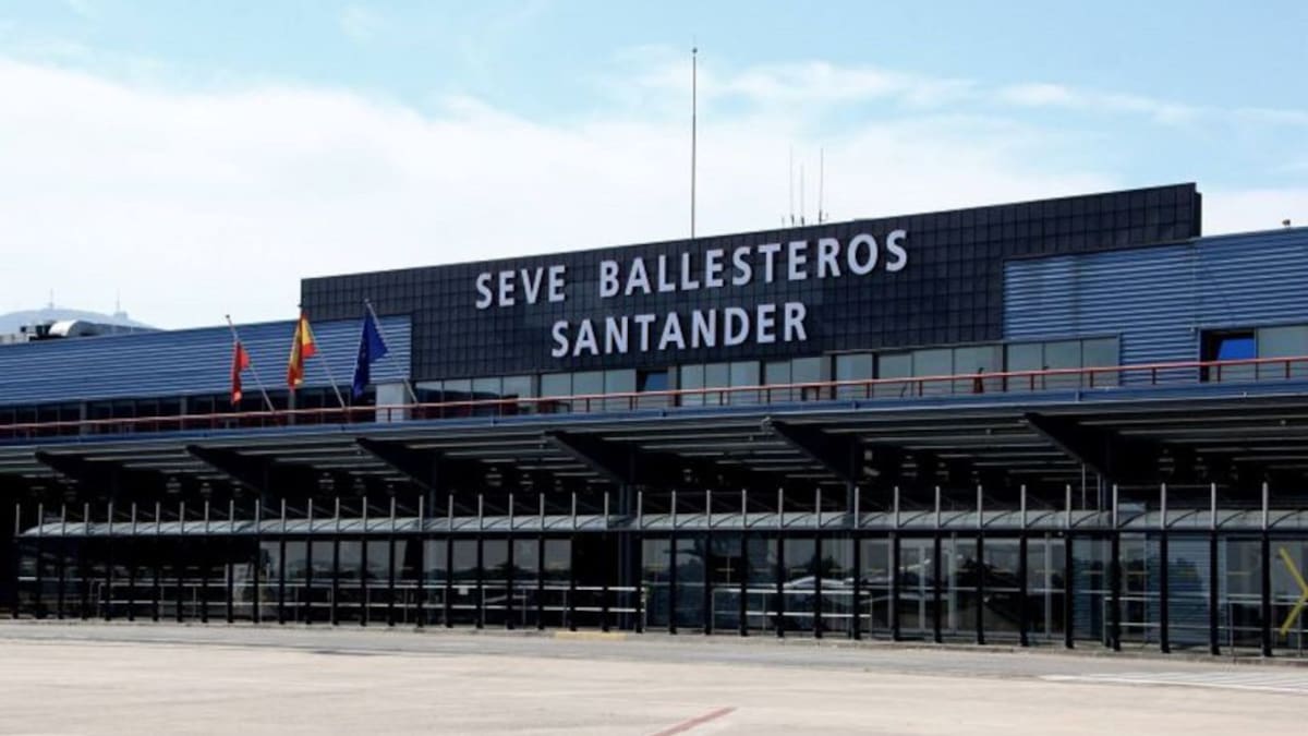 Dos vuelos cancelados y tres desviados por el viento en el Seve Ballesteros-Santander