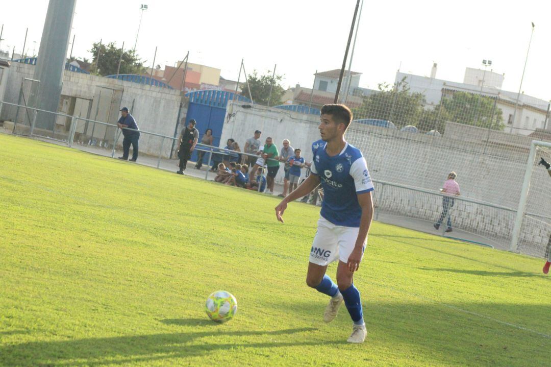 Jesús López  durante el partido disputado en el Navarro Flores