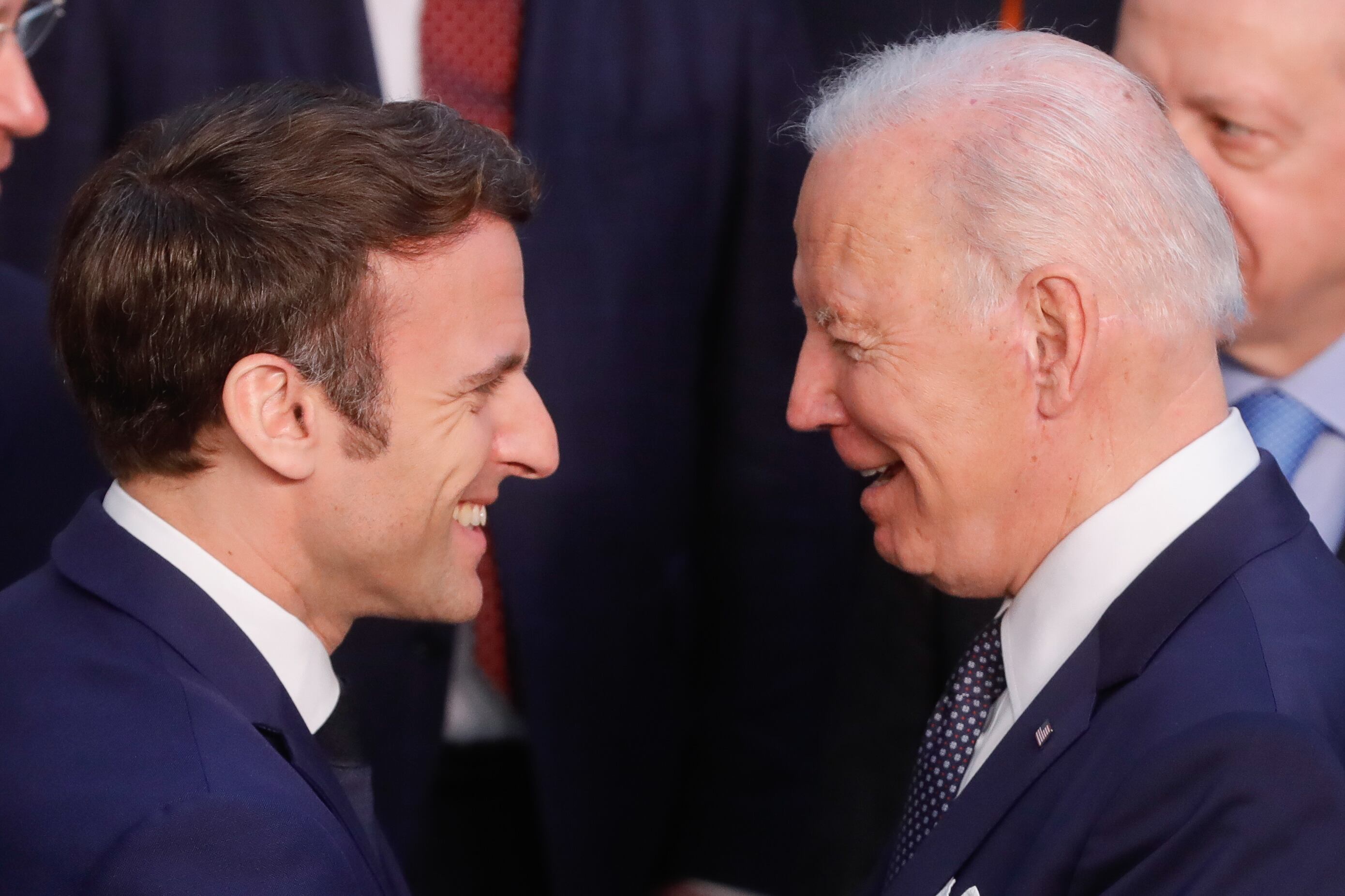 Los presidentes de Francia y EEUU, Emmanuel Macron y Joe Biden. 