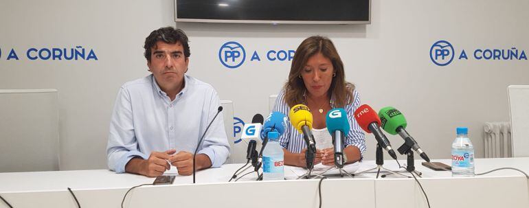 El PP de A Coruña pide la condonación de la deuda del puerto