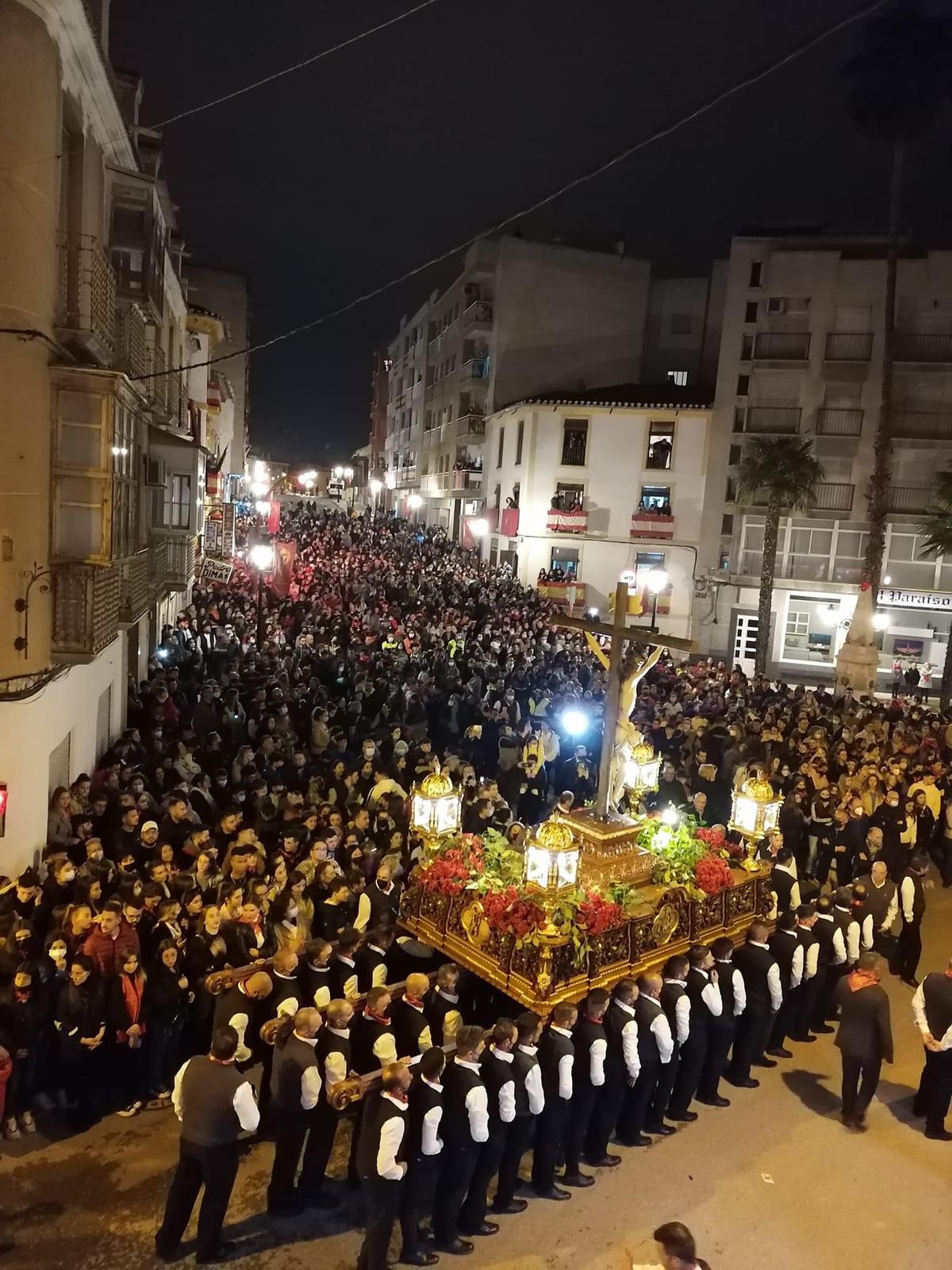 Cristo de la Sangre en el encuentro penitencial del Martes Santo en la Plaza de la Estrella