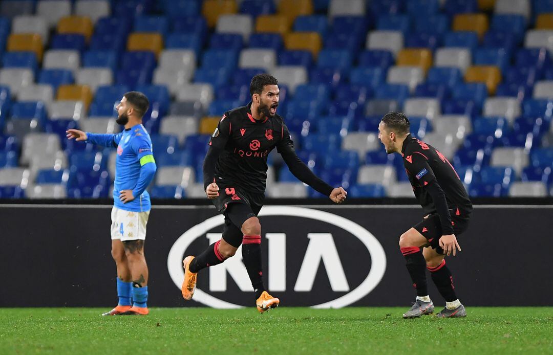 Willian José celebra con rabia el gol de la clasificación en Nápoles para la Real Sociedad