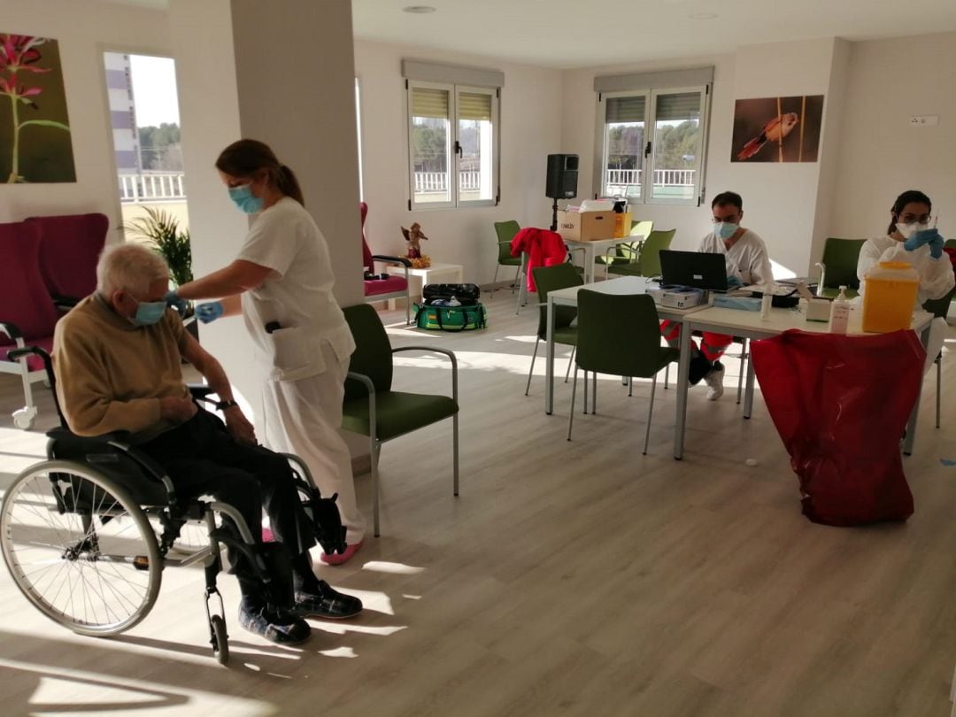 La residencia La Luz ya ha comenzado la vacunación.