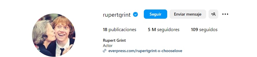 El actor Rupert Grint ha cambiado su foto de perfil con motivo del fallecimiento de la actriz Maggie Smith.