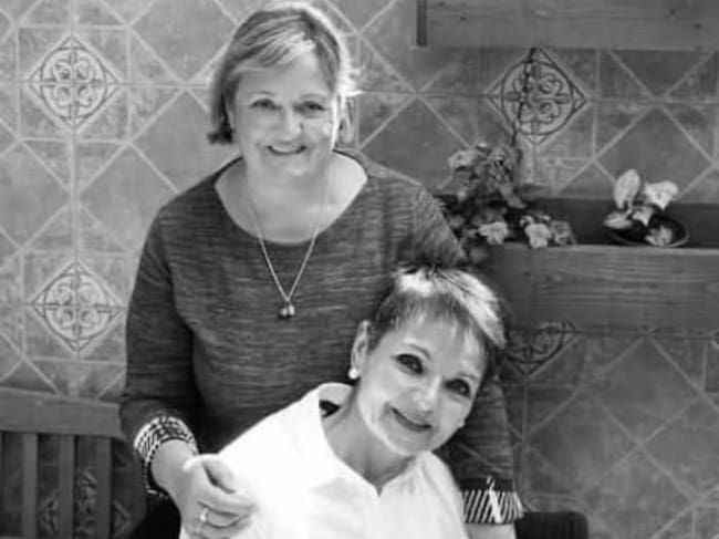 Toñi y Mari Carmen buscan a su hermana "desaparecida"