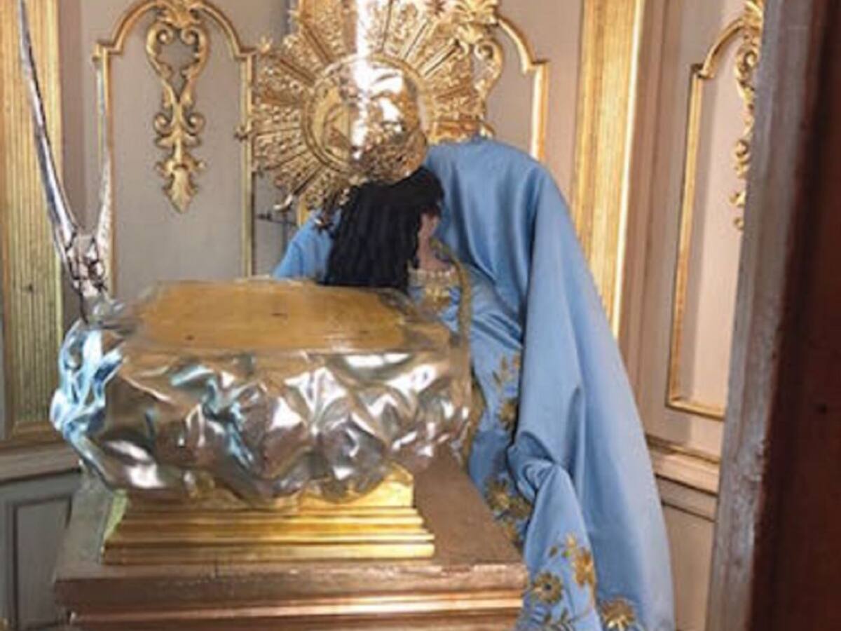 Roban la medalla a la Virgen de la Encarnación, patrona de Churra (Murcia)