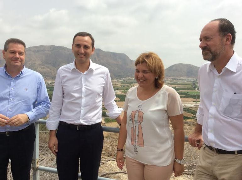 Encuentro de Isabel Bonig en Orihuela con regantes alicantinos