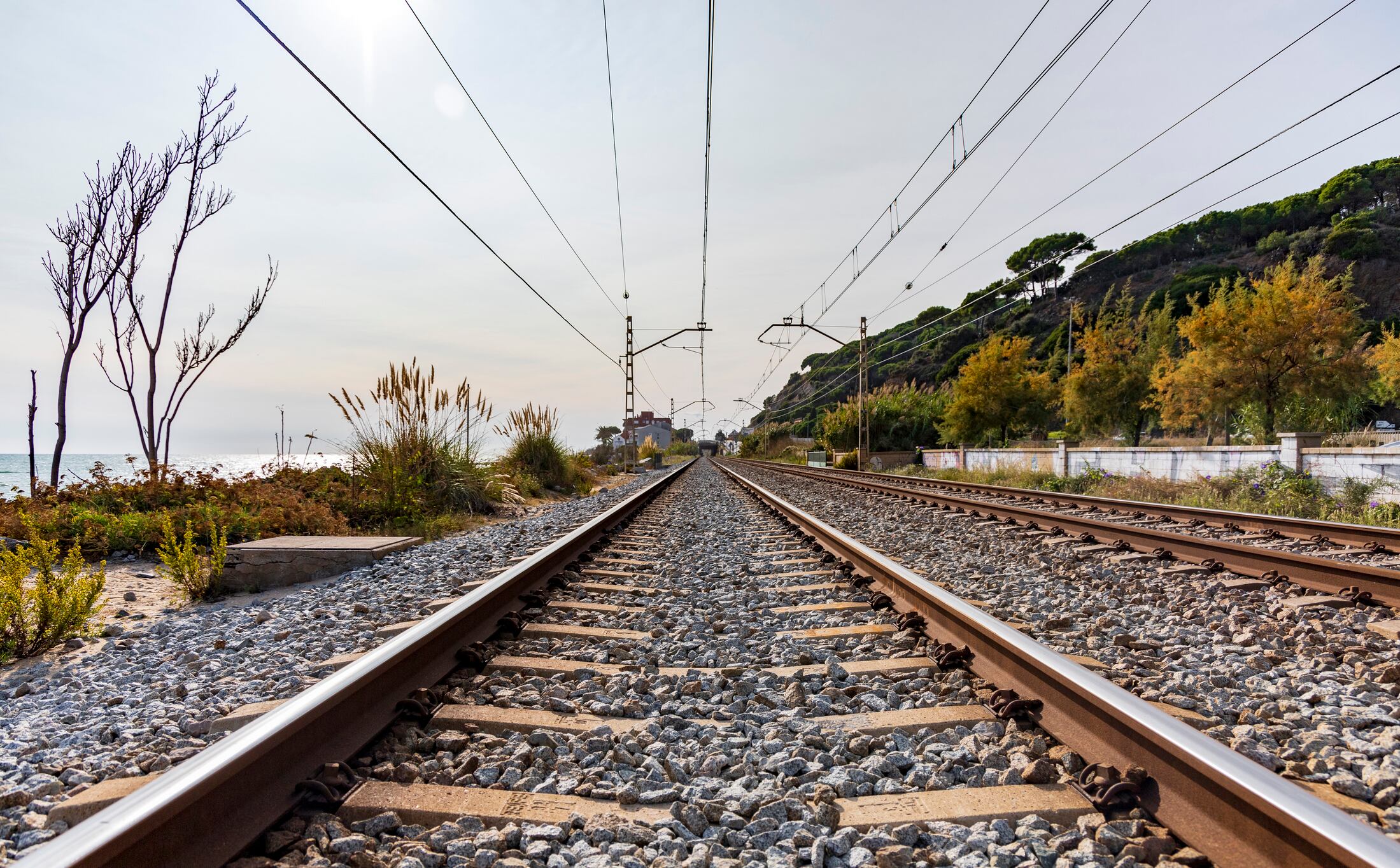 Vías de tren en una imagen de archivo