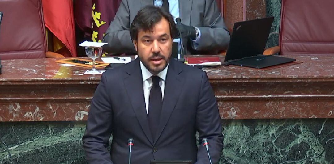 Miguel Motas durante su comparecencia este miércoles en la Asamblea Regional