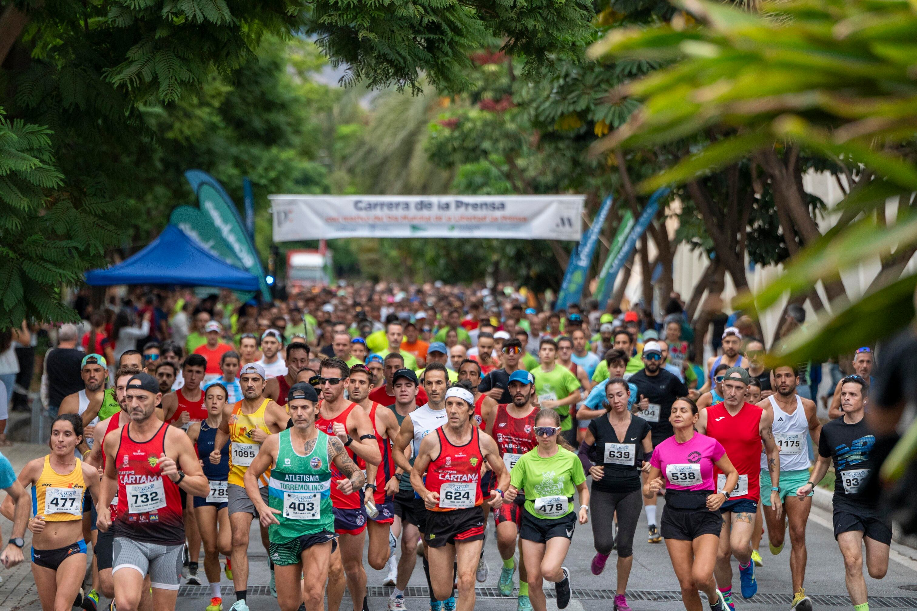 Atletas que participaron en la Carrera por la Libertad de Prensa