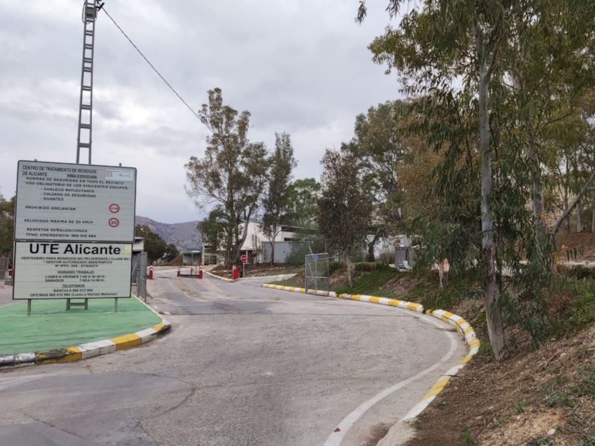 La CAL alerta de que el Plan Local de Residuos incumple cuestiones recogidas en la normativa autonómica