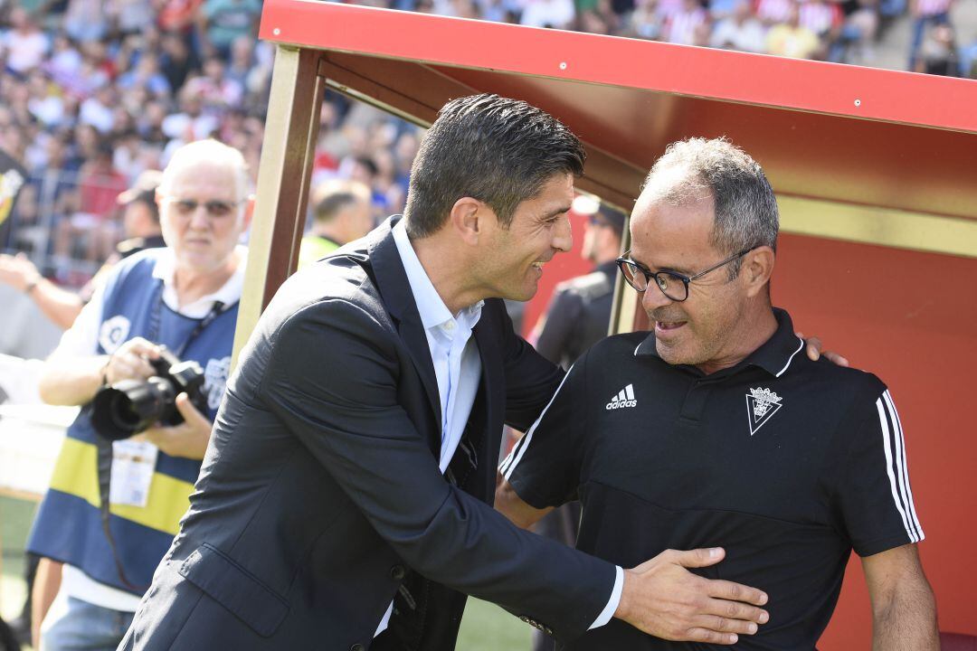 Pedro Emanuel y Álvaro Cervera se saludan en el Mediterráneo.