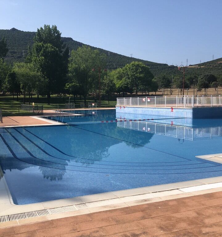 Piscina Dehesa Boyal Puertollano