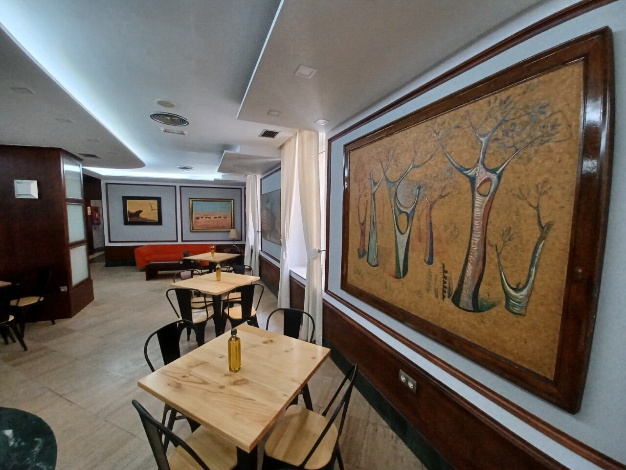 Actual cafetería del Hotel Cervantes